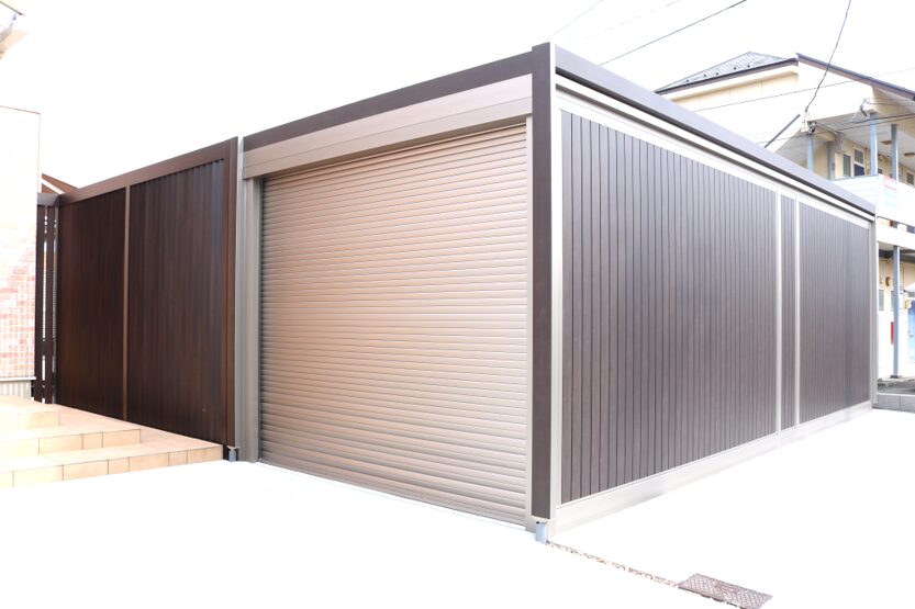 出雲市 外構リフォーム バイクや趣味用品を収納したガレージ